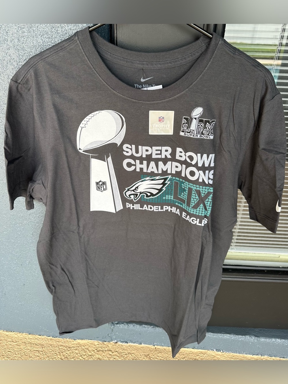 Philadelphia Eagles Nike Super Bowl LIX Champs Anthracite NWT Men’s Size M